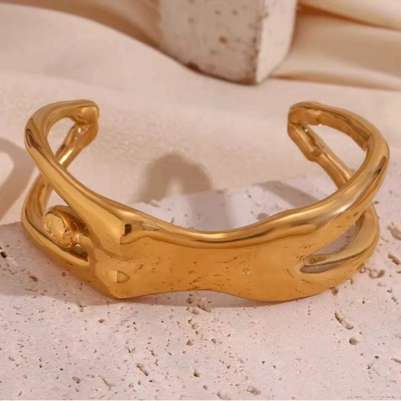Sculptural Women Body 18K Gold Stainless Steel Cuff Bracelet” - Picture 4 of 13